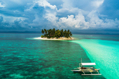 Kalanggaman Island s lodí – Filipíny