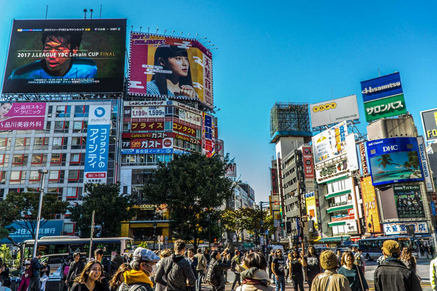 The world's busiest intersection, Japan